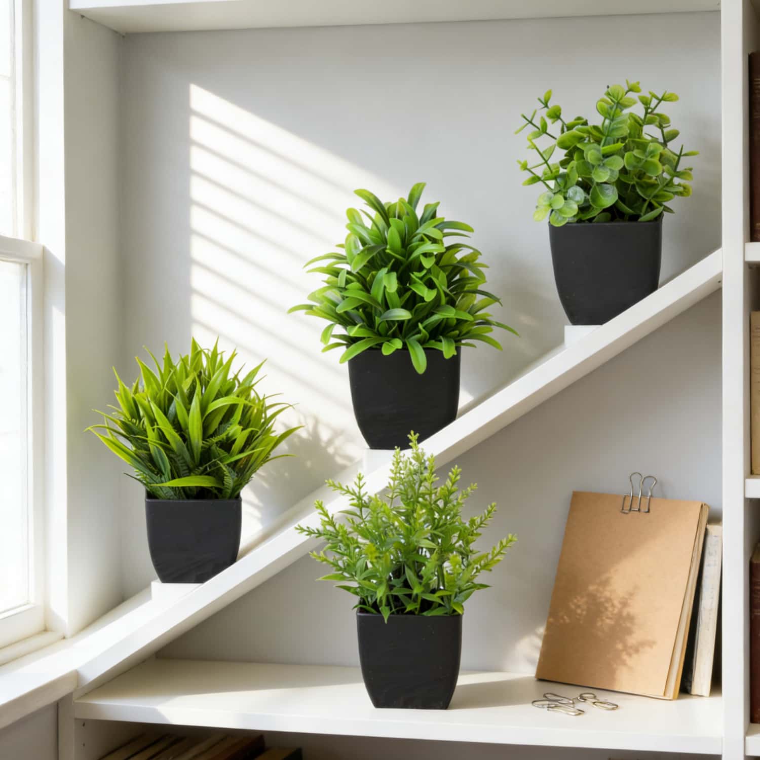 1pc Realistic Mini Eucalyptus  - Interior Design Office recension och pris